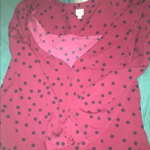 Maroon polka dotted top