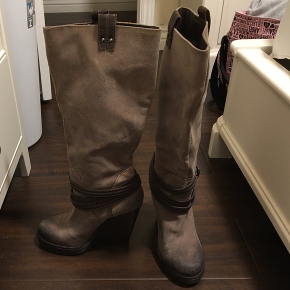 Jessica Simpson "Kit" wedged boots