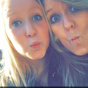 Meet your Posher, Deena