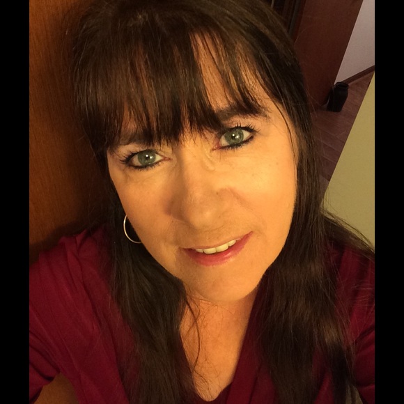 Meet your Posher, Cathy