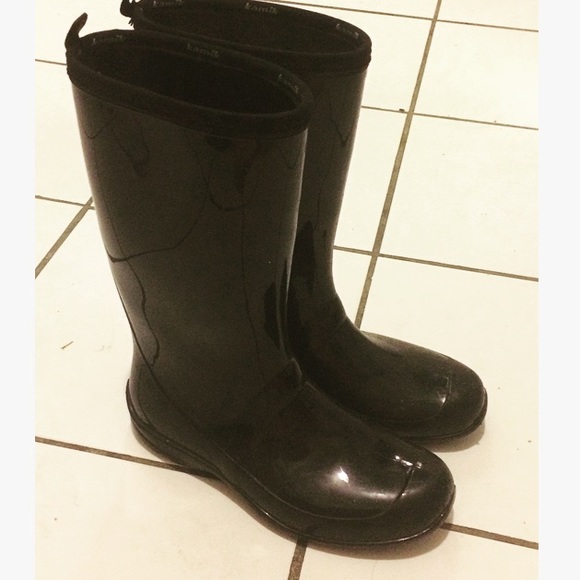 Black Kamik Rain Boots