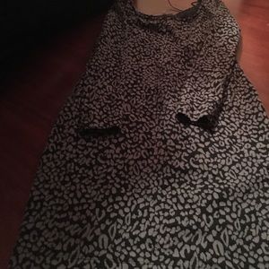 Jessica Simpson Dresses & Skirts - Jessica Simpson Leperad print long sleeve dress Jessica Simpson Dresses & Skirts - Jessica Simpson Leperad print long sleeve dress