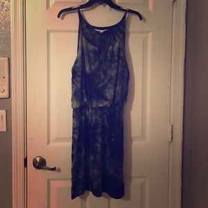 Gray and white tie die mini dress