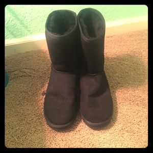 Black UGG boots for sale! 💕💕