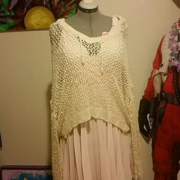 Loose knit hooded cover up