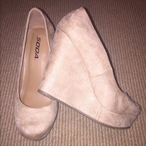 SODA suede nude wedges