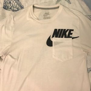 Nike pocket tee T-shirt