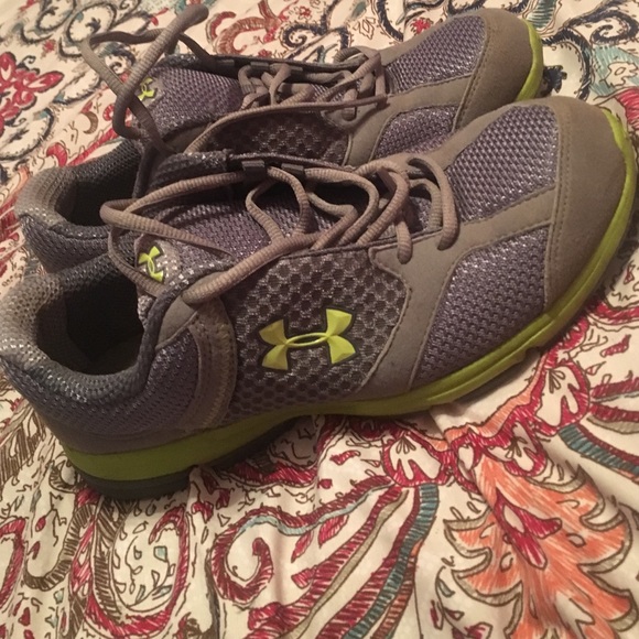Under Armour  tennis shoes