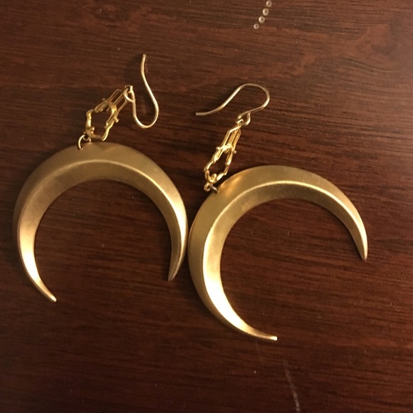 Moon Earrings 🌙🌙🌙