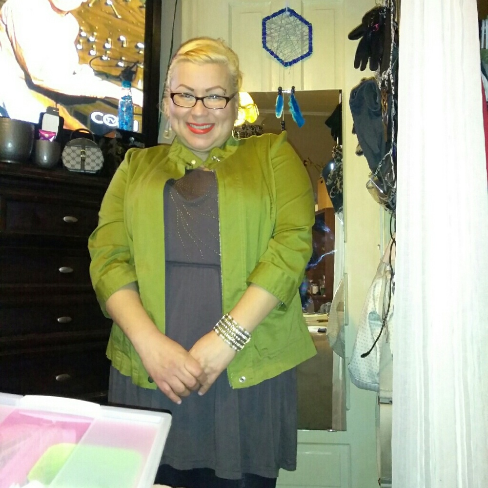 Meet your Posher, Maria