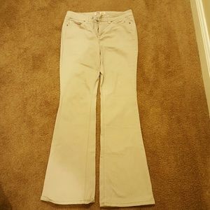 Size "5 Regular" lei Sophia Hipster Flare Kahkis