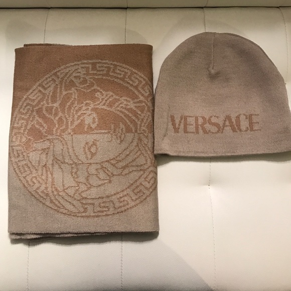 Versace Hat&Scarf Set