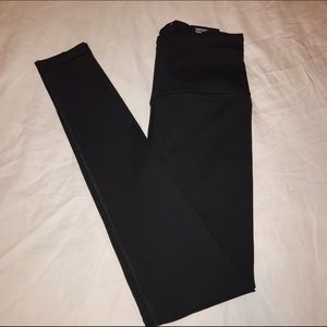 VICTORIAS SECRET HIGH RISE TIGHT