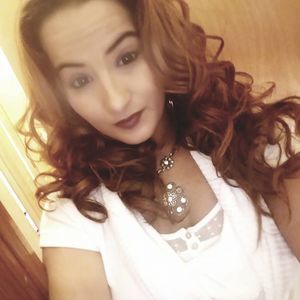 Meet your Posher, Krystal lee