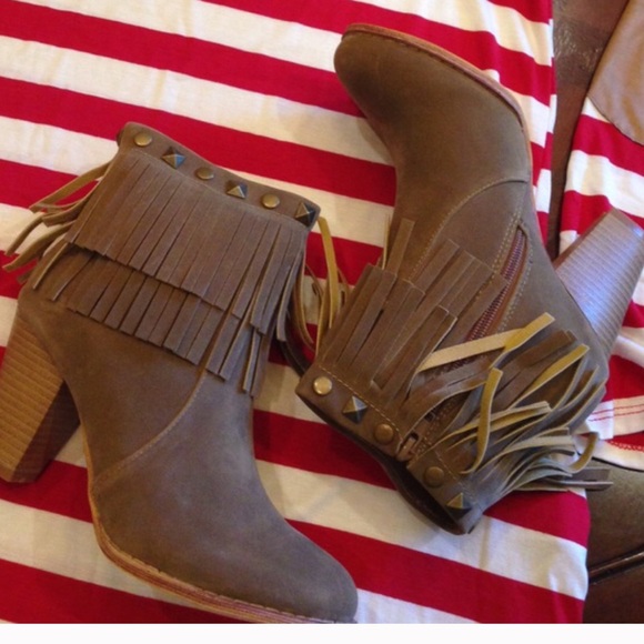 🎉🎉HP🎉🎉 Fringe Booties Bootie Sale! - Picture 2 of 4