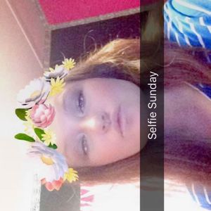 Meet your Posher, Alexis