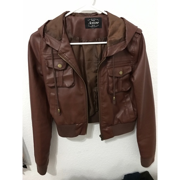 Brown leather jacket - Picture 2 of 2