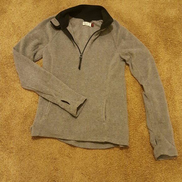 Small Gray Fleece. Intentional thumb holes!