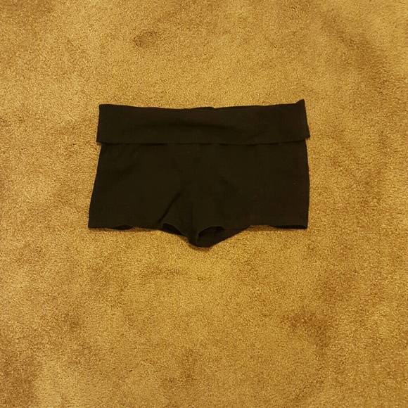Small Black Stretchy Shorts