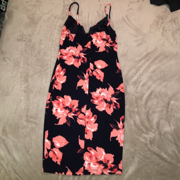 Olive Ole dress - Picture 3 of 3