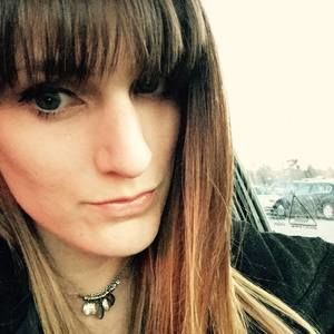 Meet your Posher, Alicia