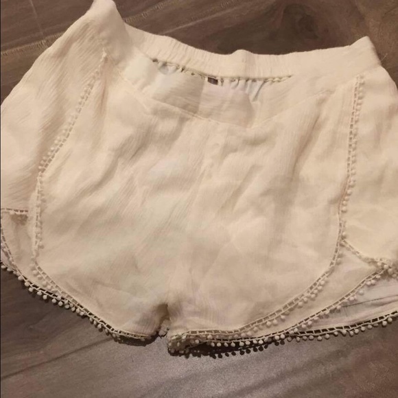 white flowy shorts