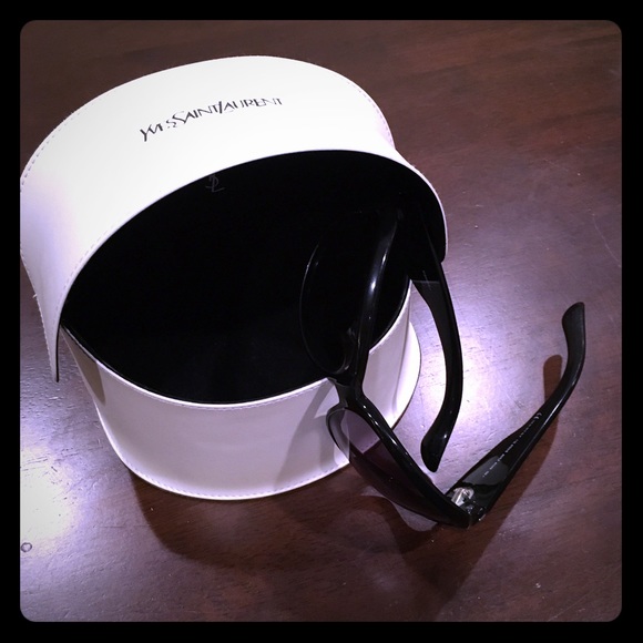 Yves Saint Laurent Sunglasses - Picture 1 of 4