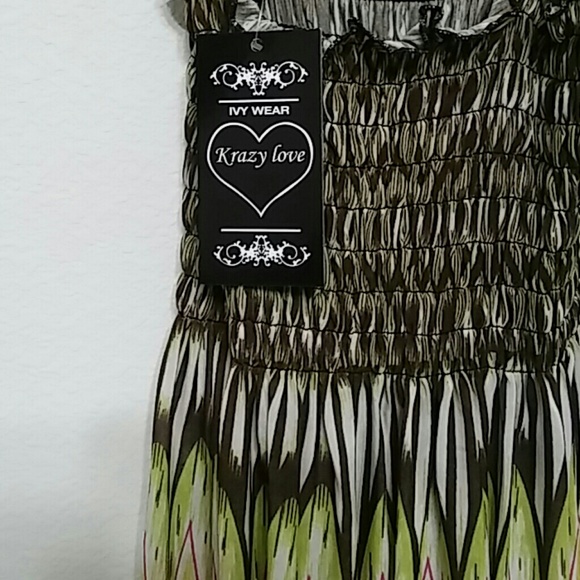 Dress - Picture 2 of 3