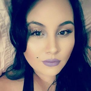Meet your Posher, Vicky