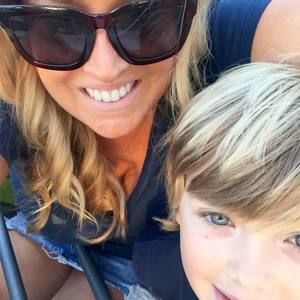 Meet your Posher, Casey