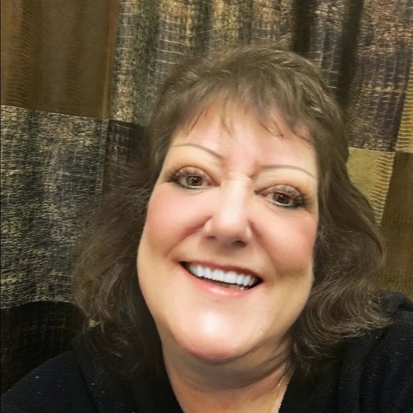 Meet your Posher, Robin - Picture 1 of 1