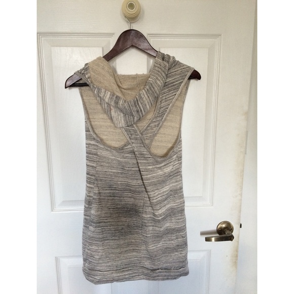 hooded sweater dress - Picture 2 of 2