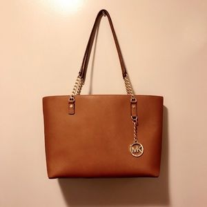 Michael Kors Jet Set Chain Tote