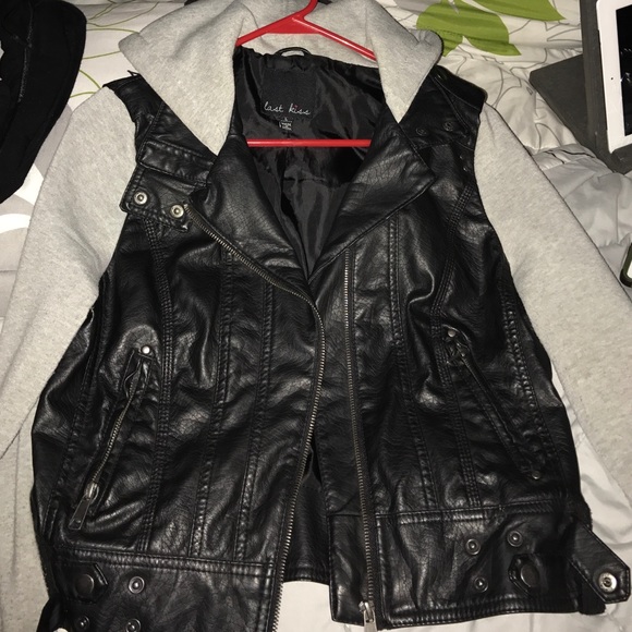 ❌❌TRADED W/ laurieann37❌❌ - Picture 2 of 4