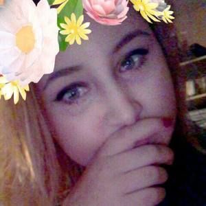 Meet your Posher, Tonya