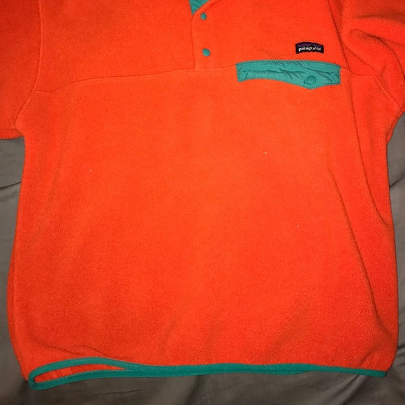 Patagonia pullover. Men's Medium women's large - Picture 3 of 3