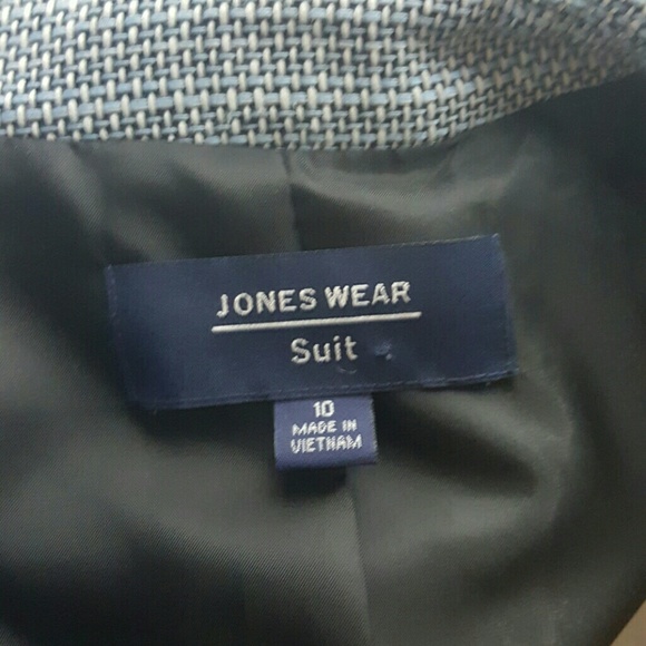 SNAZZY "JONES WEAR" SUIT - Picture 3 of 3