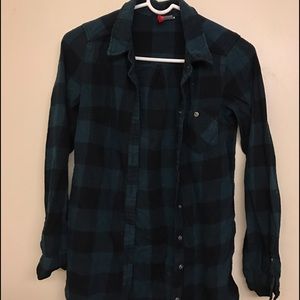 H&M Plaid Button-Down Shirt