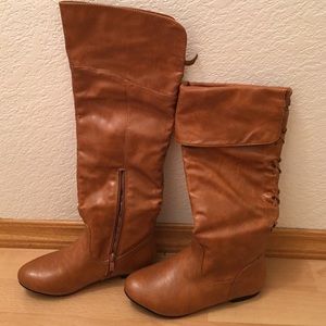 Tan convertible boots