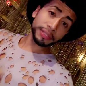 Meet your Posher, Jonathan