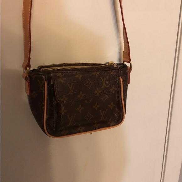 Louse Vuitton purse - Picture 2 of 3