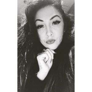 Meet your Posher, Alisha