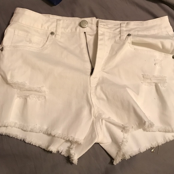 White aeropostale high waisted shorts