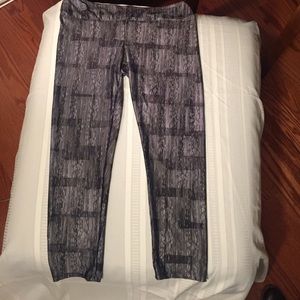 Pure Karma workout leggings