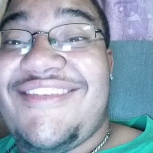 Meet your Posher, Derrick