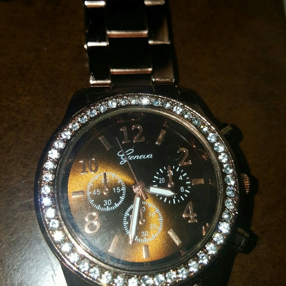 Flash sale multi function watch - Picture 4 of 4