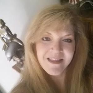 Meet your Posher, Denise