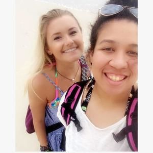 Meet your Posher, Stephanie