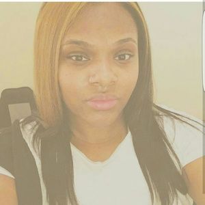 Meet your Posher, Raqual