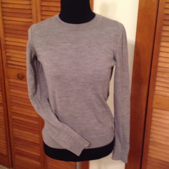 100% Merino Wool Light Heather Sweater